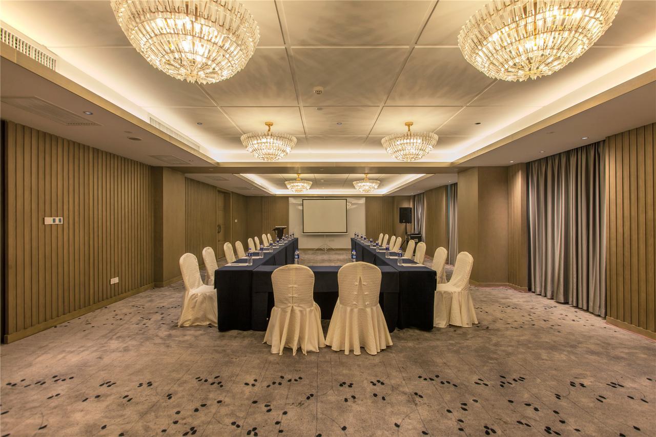 Wuhan Hongguang Hotel Exterior foto