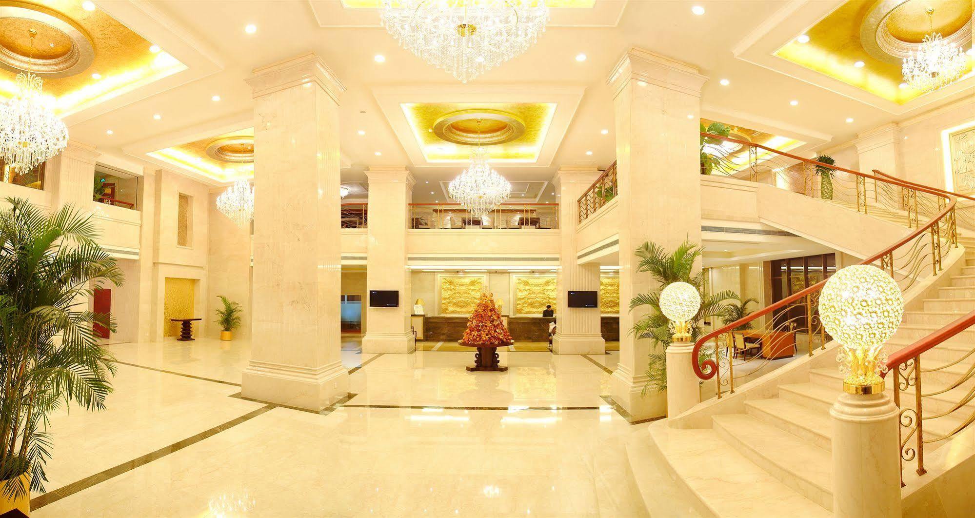 Wuhan Hongguang Hotel Exterior foto